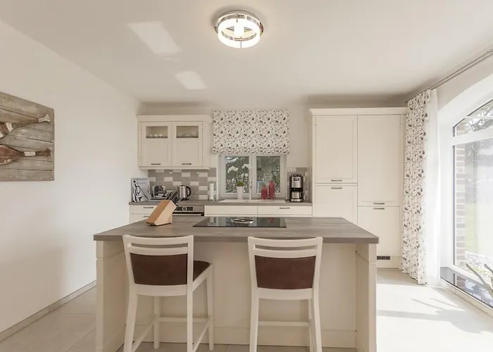 Haus Boddenresidenz 1 *